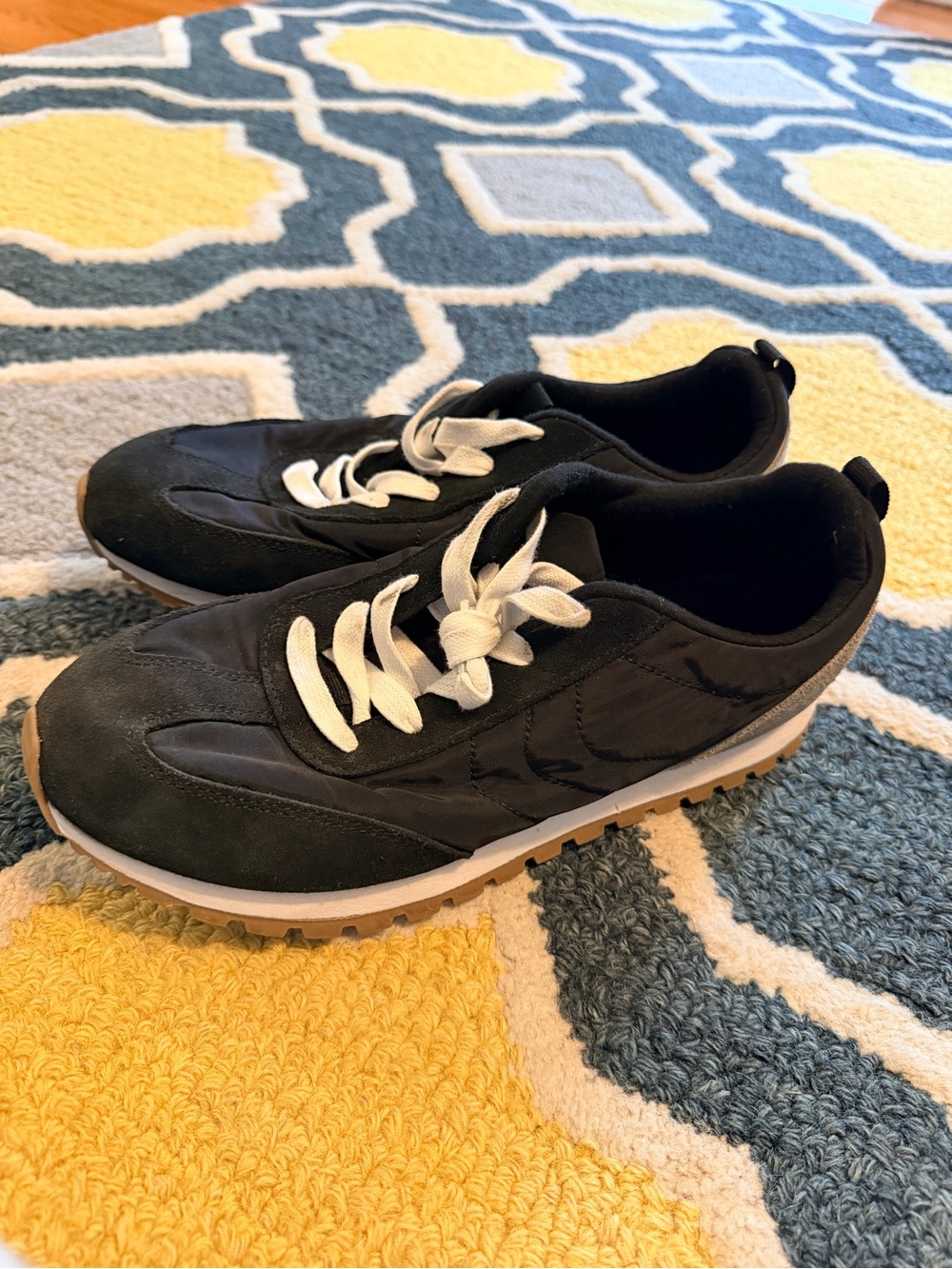 Korbyn Retro Sneakers - Cat & Jack